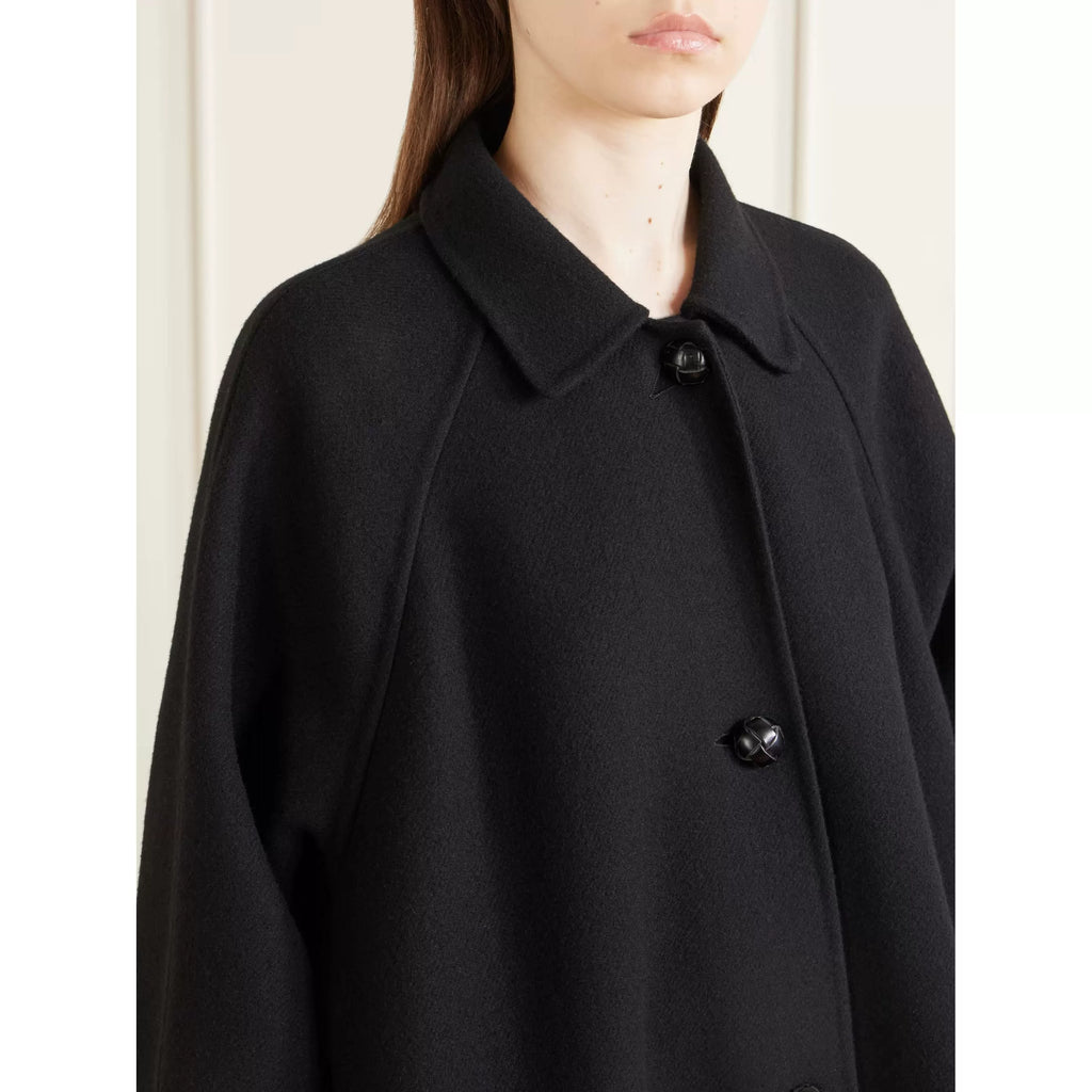 The Row Women's Ina Coat in Black