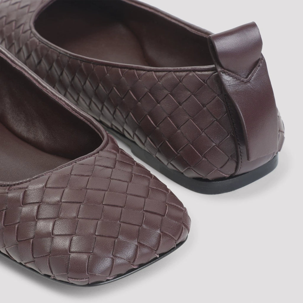 Bottega Veneta Women's Shoes in Red