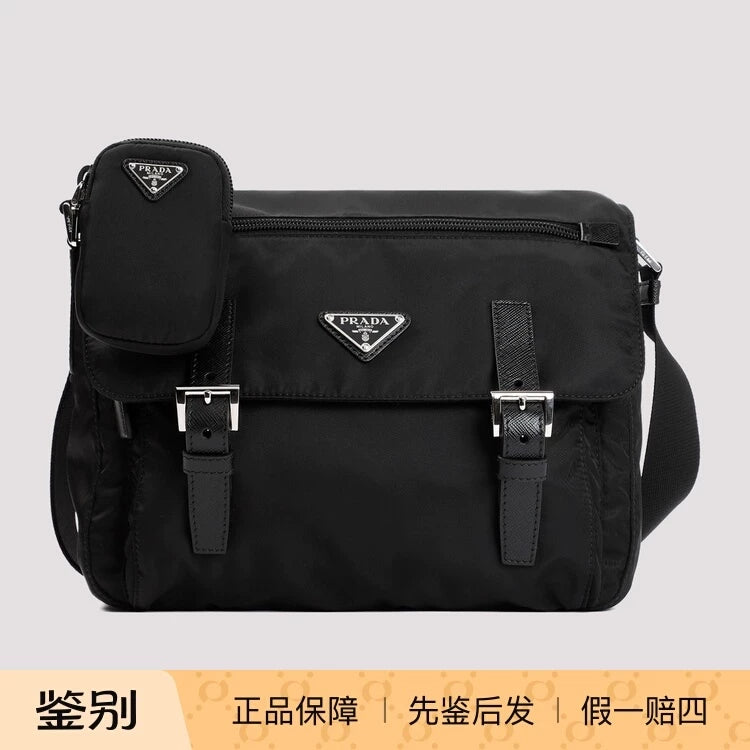 Prada Women's Bag in Black