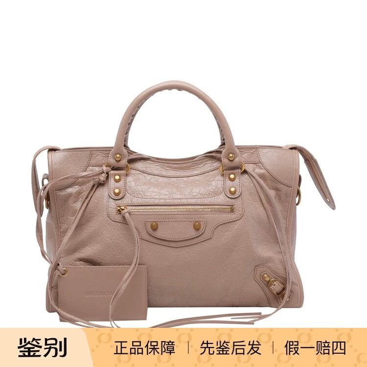 Balenciaga Women's Le City Medium Bag in Pink