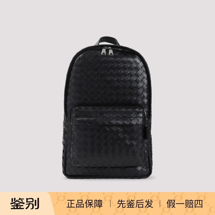 Bottega Veneta Men's Backpack in Black