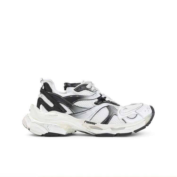 Balenciaga Men's Runner 2 Sneakers in Black