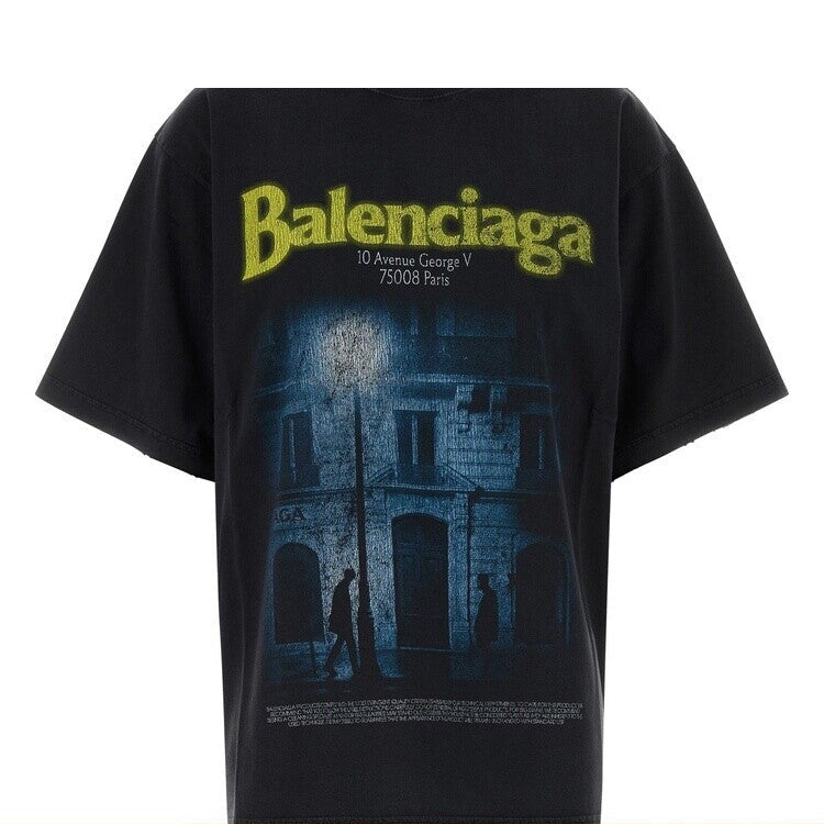 Balenciaga Women's T-Shirt in Black