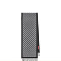 Gucci Men's Scarf in Grey